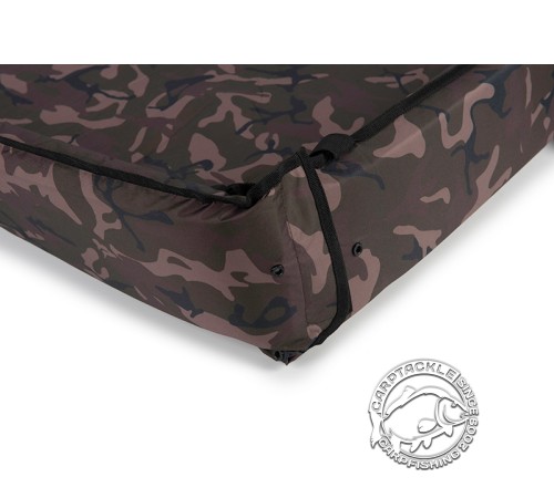 Мат для бережного обращения с рыбой Fox Camo Mat with Sides