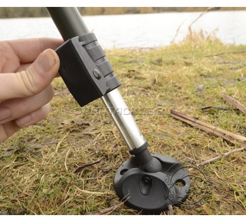 Стул+сумка для аксессуаров Solar SP C-Tech Recliner Chair – High